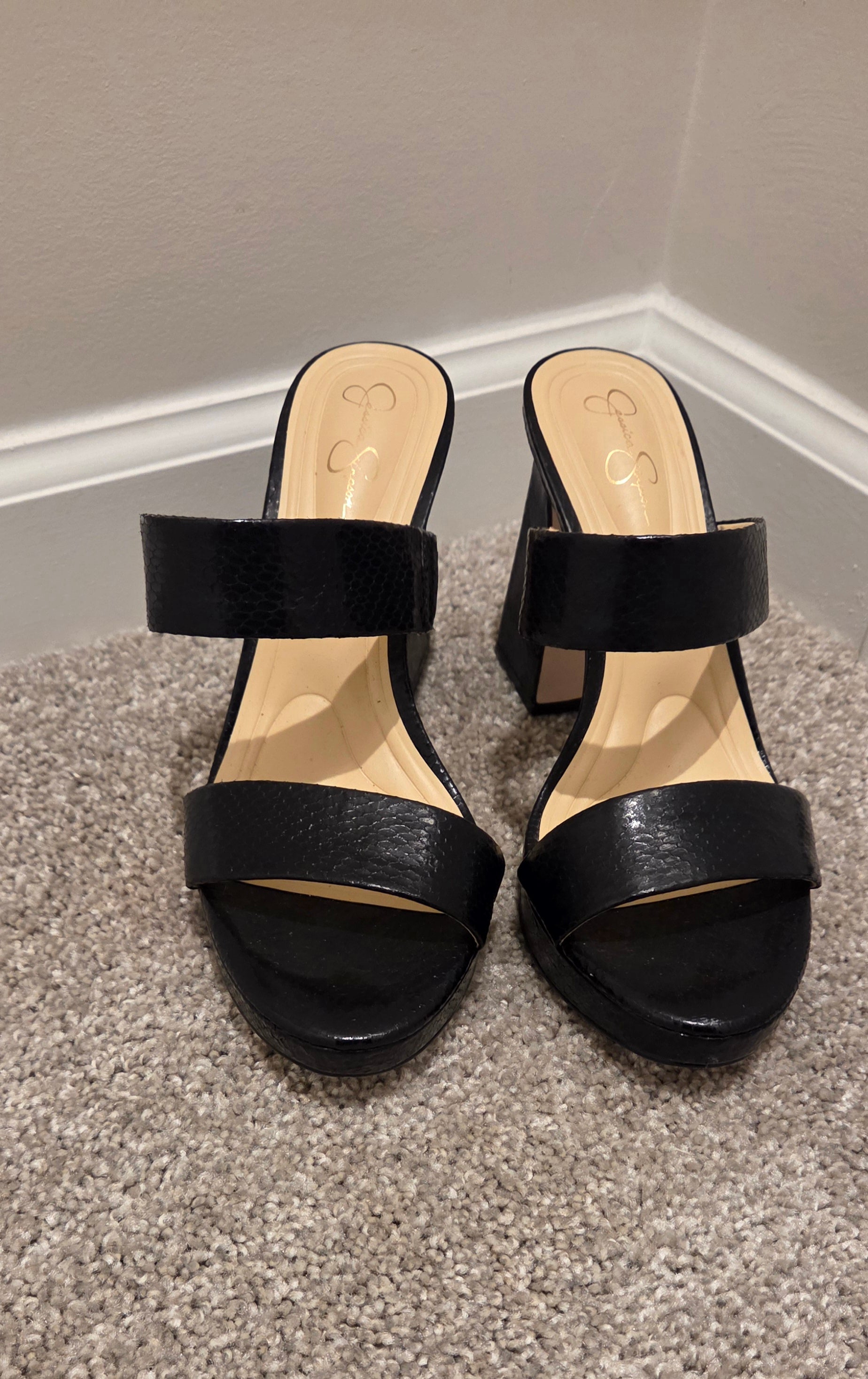 Jessica Simpson Sandles