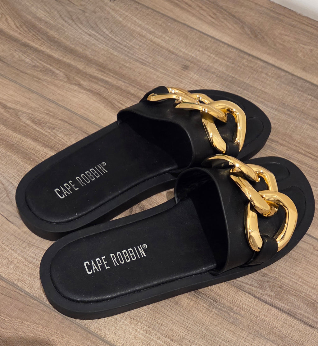 Phat Gold Chain Flats