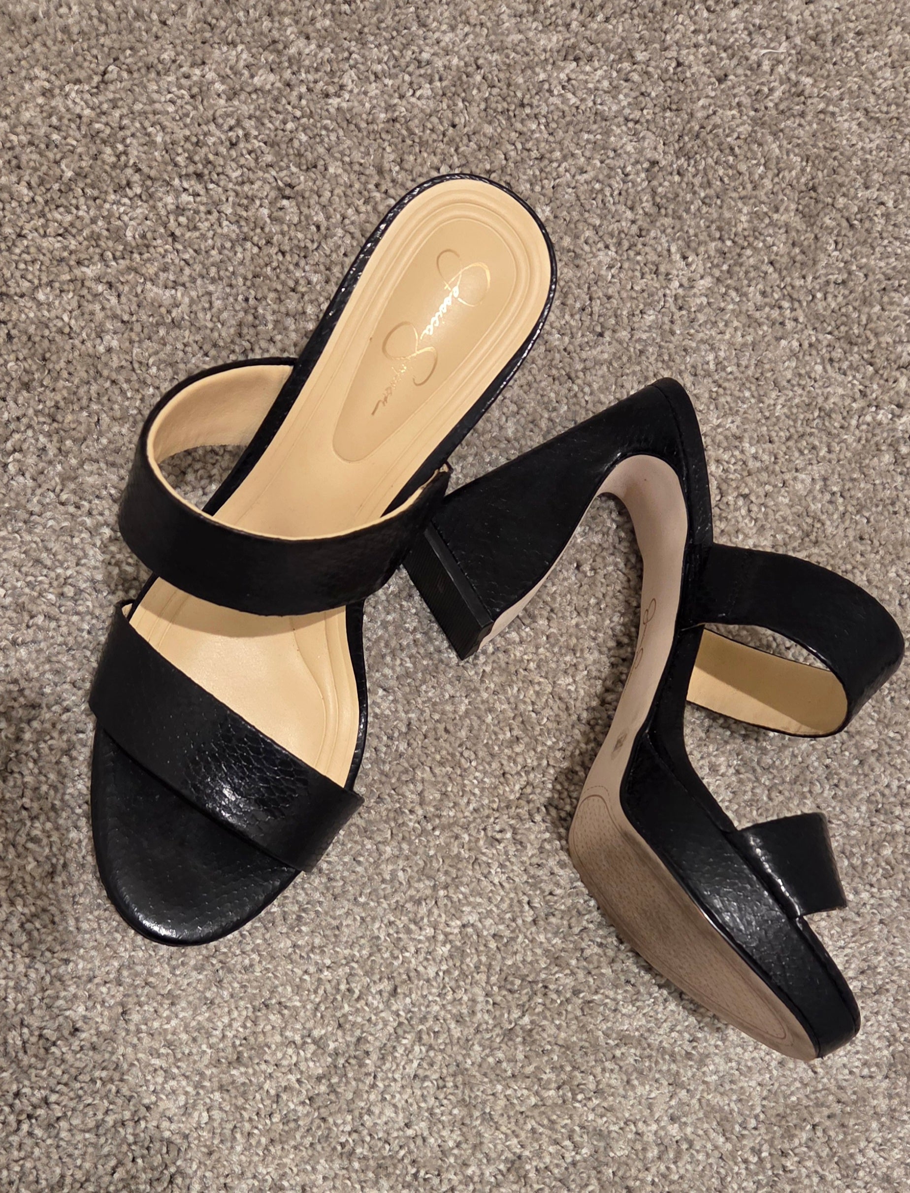 Jessica Simpson Sandles