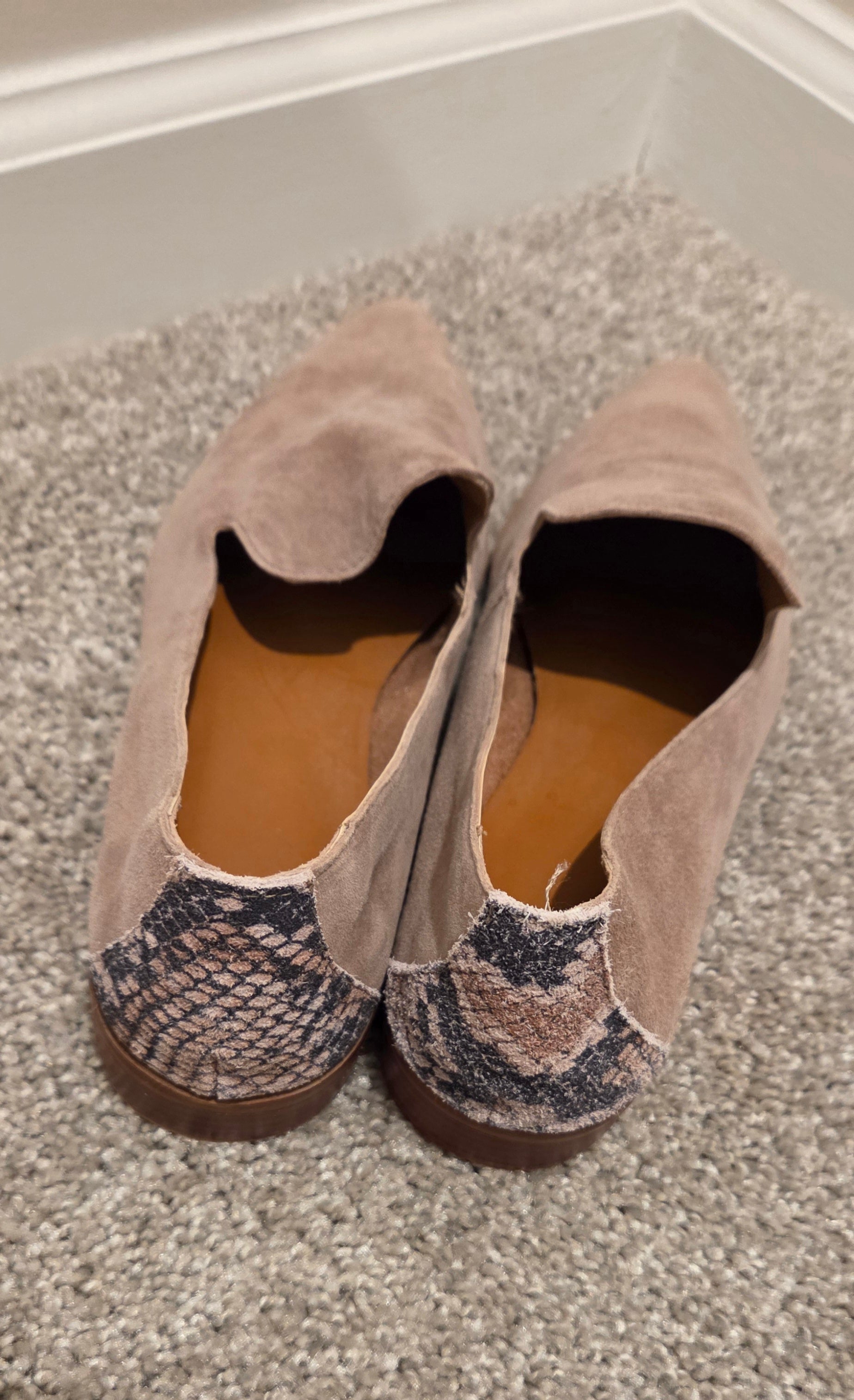 Crown & Ivy flat Loafers